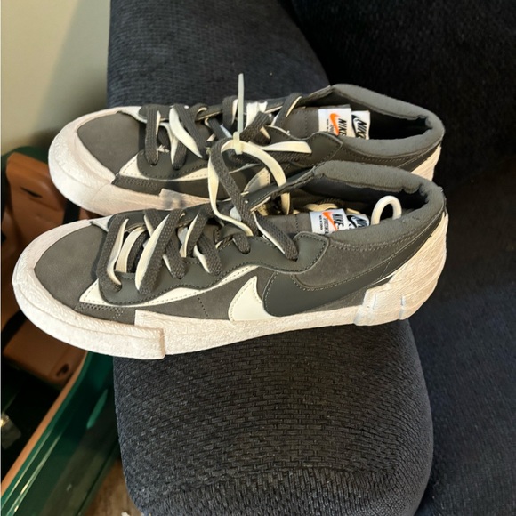 Blazers - Picture 3 of 4